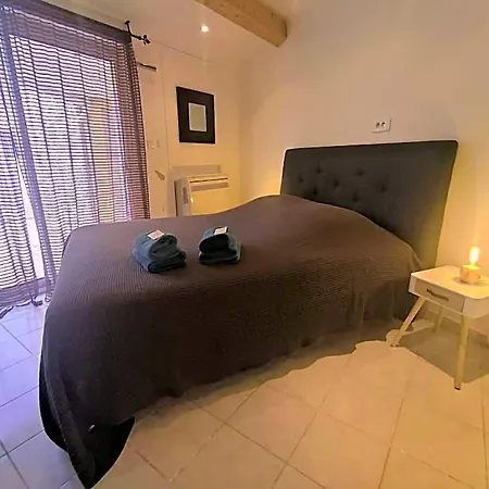 5, El Pueblo Au Village Naturiste 아파트 *